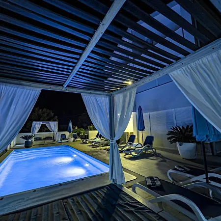 Apartament Mare *