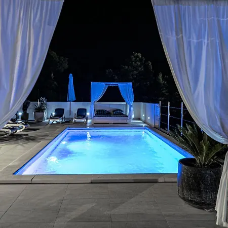 Mare Apartament Klek