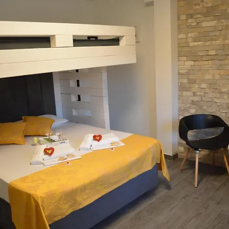 Mare Apartament *
