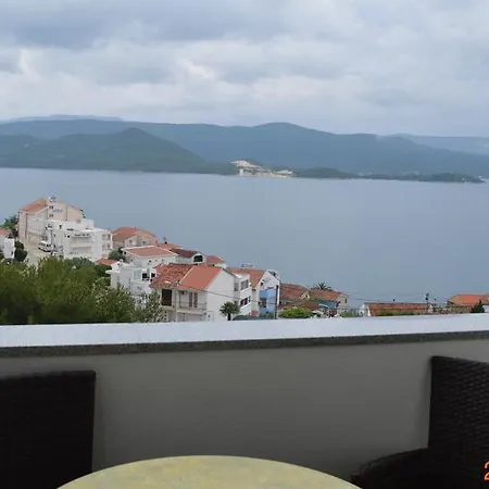 Apartament Mare