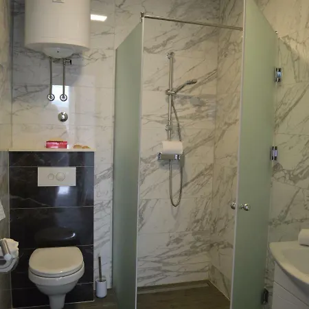 Apartament Mare *