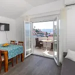 Apartment Mare