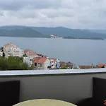Apartament Mare
