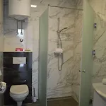 Apartament Mare *
