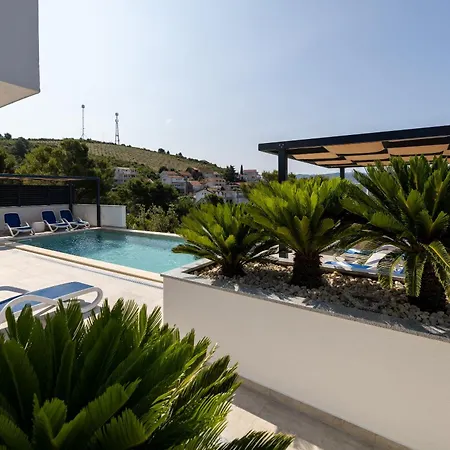 Apartament Mare